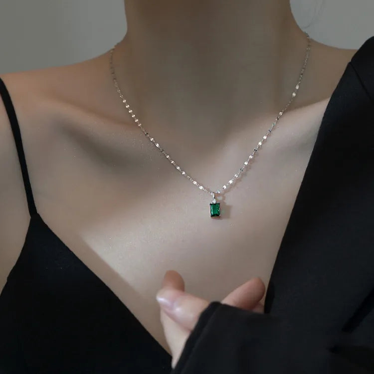 Emerald Crystal Clavicle Chain Necklace